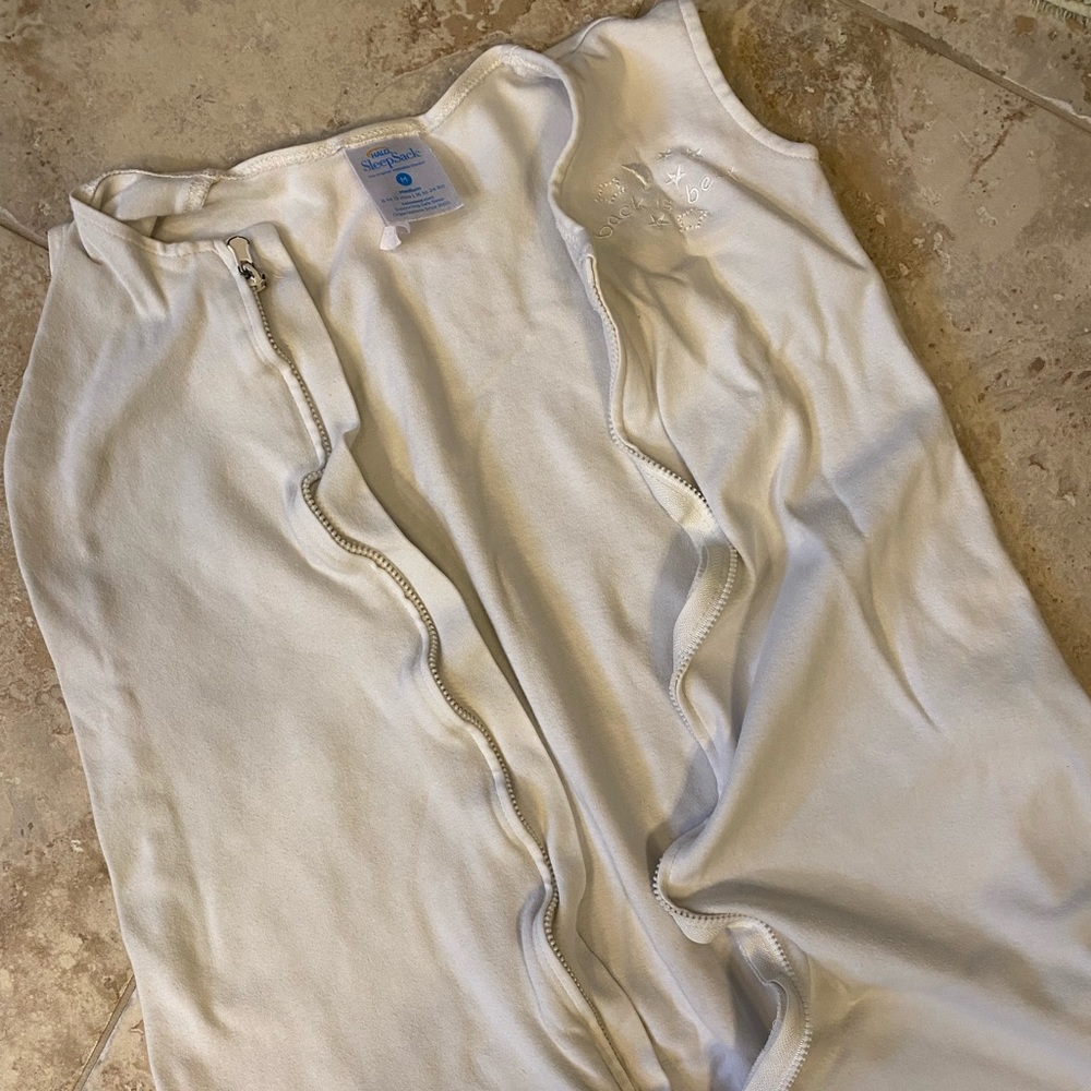 Halo sleep sack 6-12mo